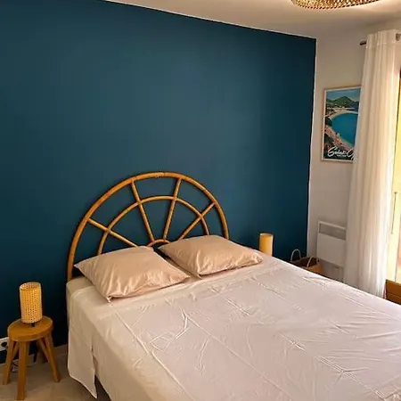 L'escale San Ceri بيت للعطل *